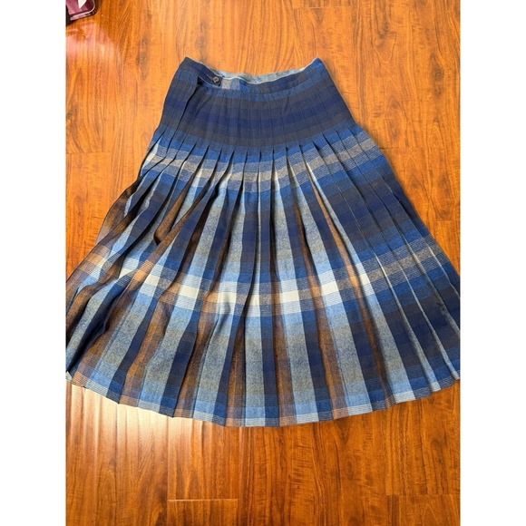Pendleton Dresses & Skirts - VTG Pendleton Wool Turnabout Reversible Skirt Womens SZ W24" L 30" Blue/Green XS